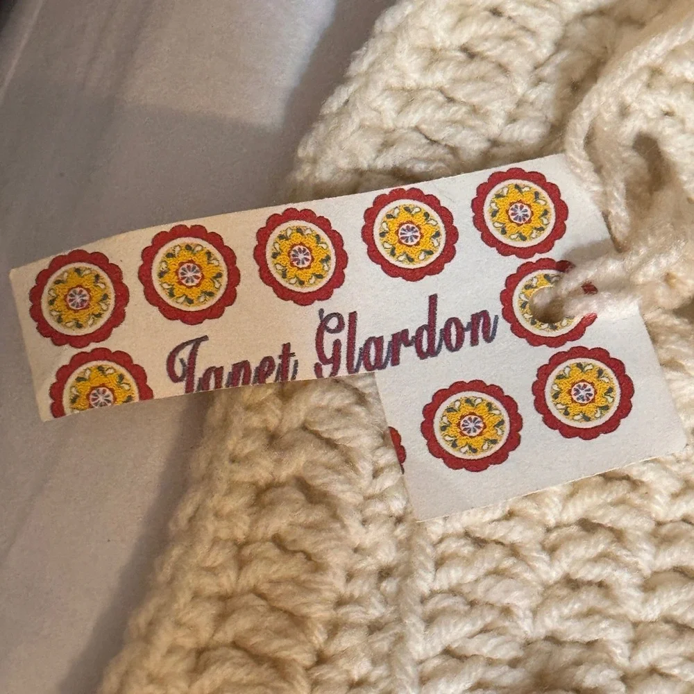 Janet Glardon Hand Crochet Afghan Heart Pattern OffWhite Cream Blanket 53x63 Vtg